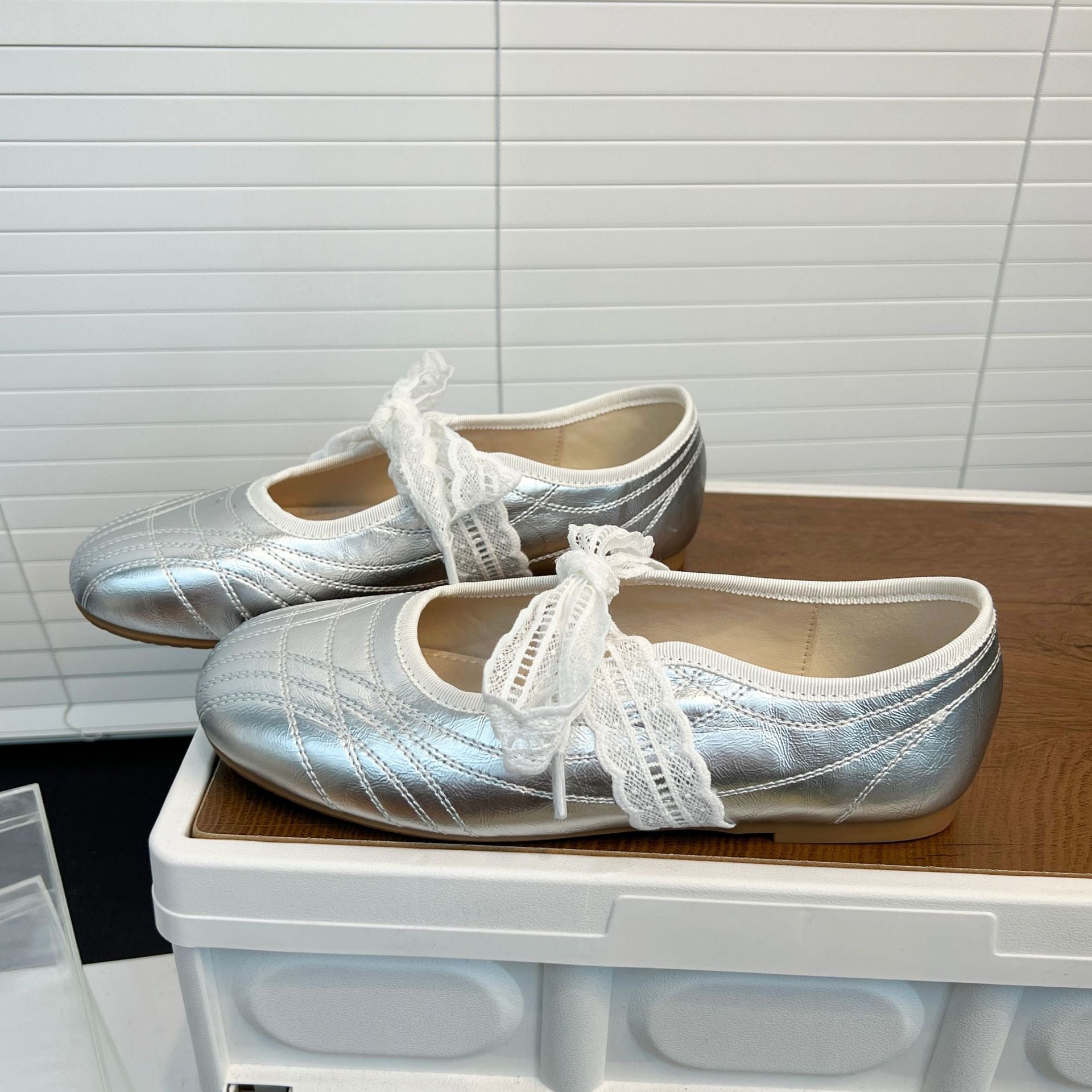 Damen Ballerinas mit eleganter Spitzeneinlage und bequemem Fußbett R&B