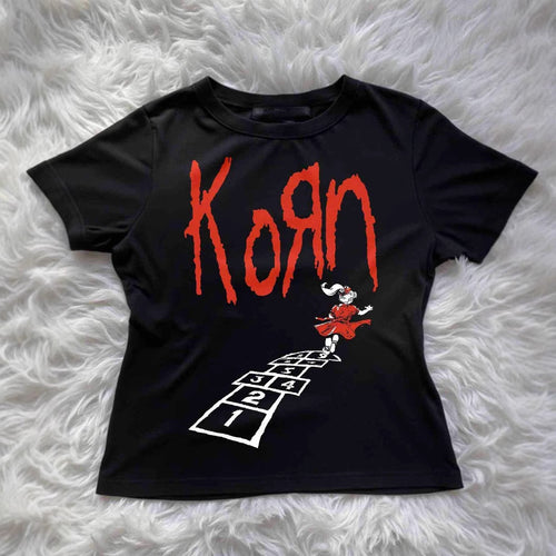Damen T-Shirt mit kreativem grafischen Design und urbanem Statement R&B