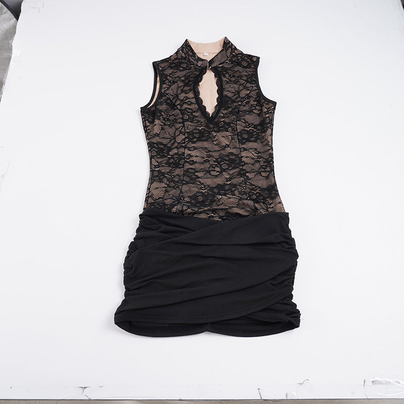 Damen Spitzenkleid mit raffinierten Drapierungsdetails R&B