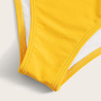Damen Zweiteiliges Blumen-Bikini-Set mit tailliertem Oberteil und Rüschenslip