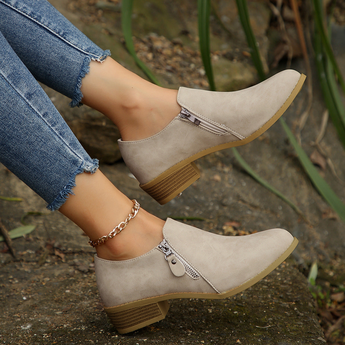 Damen Elegante Stiefeletten mit modischem Reißverschluss und komfortablem Blockabsatz R&B