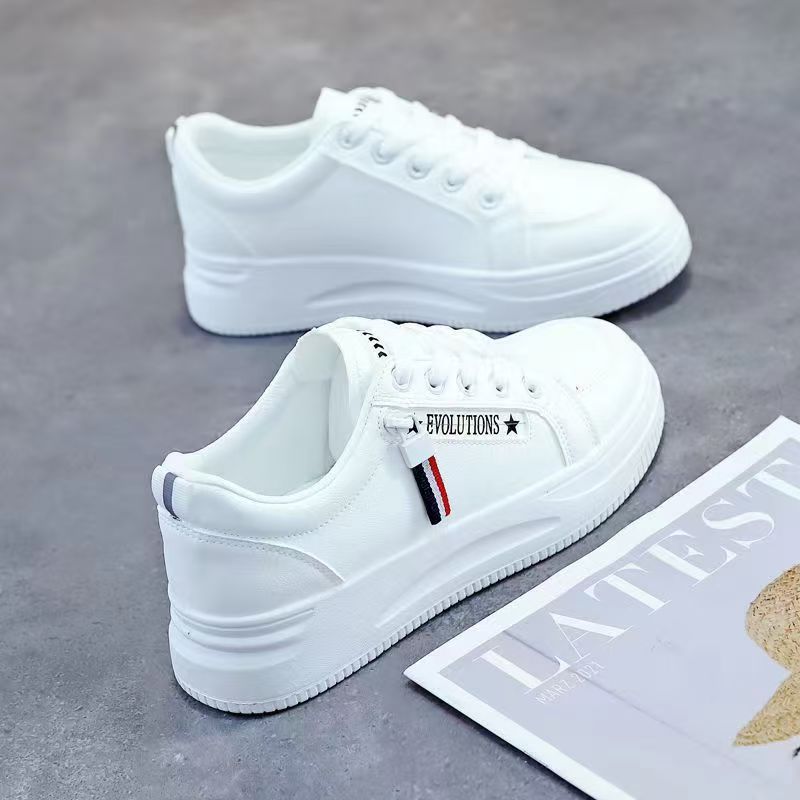 Damen Sportliche Sneakers mit robuster Gummisohle und atmungsaktiver Oberflächenstruktur