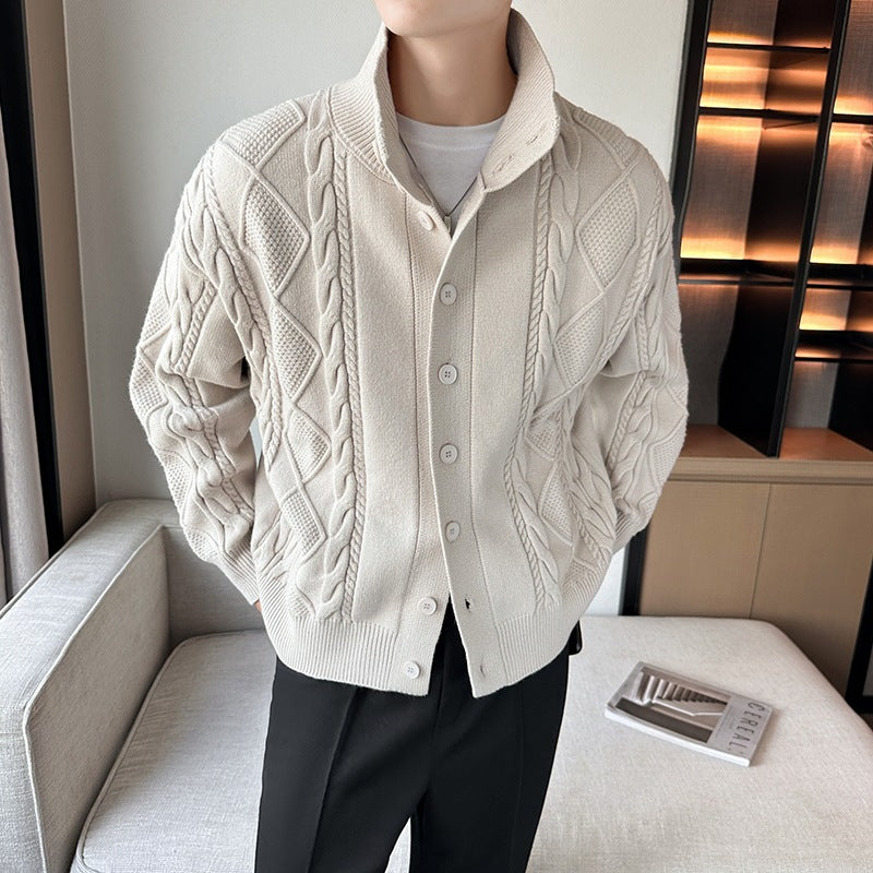 Herren modischer Strickjacke mit Zopfmuster und modernem Kragen