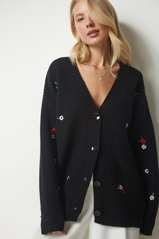 Damen Strickjacke mit floralem Stickdesign und komfortablem Schnitt R&B