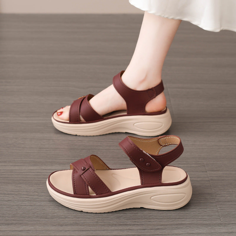 Damen Komfortable Sandalen mit verstellbaren Riemen und gepolstertem Fußbett
