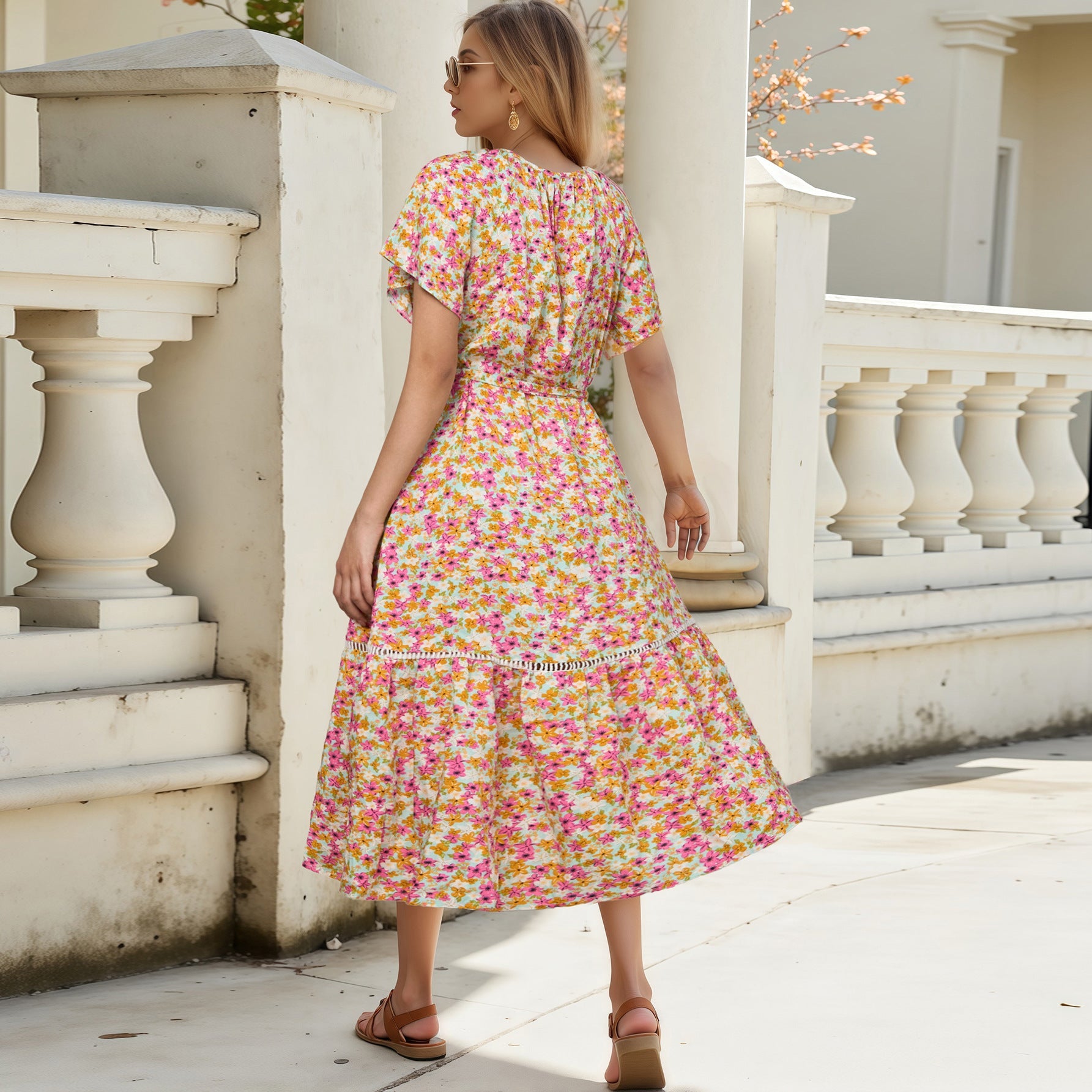 Damen Freizeitkleid mit floralen Mustern R&B