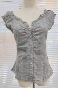 Damenbluse mit romantischem Rüschendesign und dekorativen Knopfdetails R&B