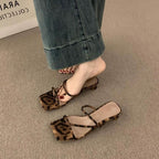 Damen elegante flache Sandalen mit kreativen Leopardenmuster R&B
