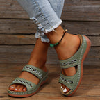 Damen Bequeme Leder-Sandalen mit dekorativem Lochmuster