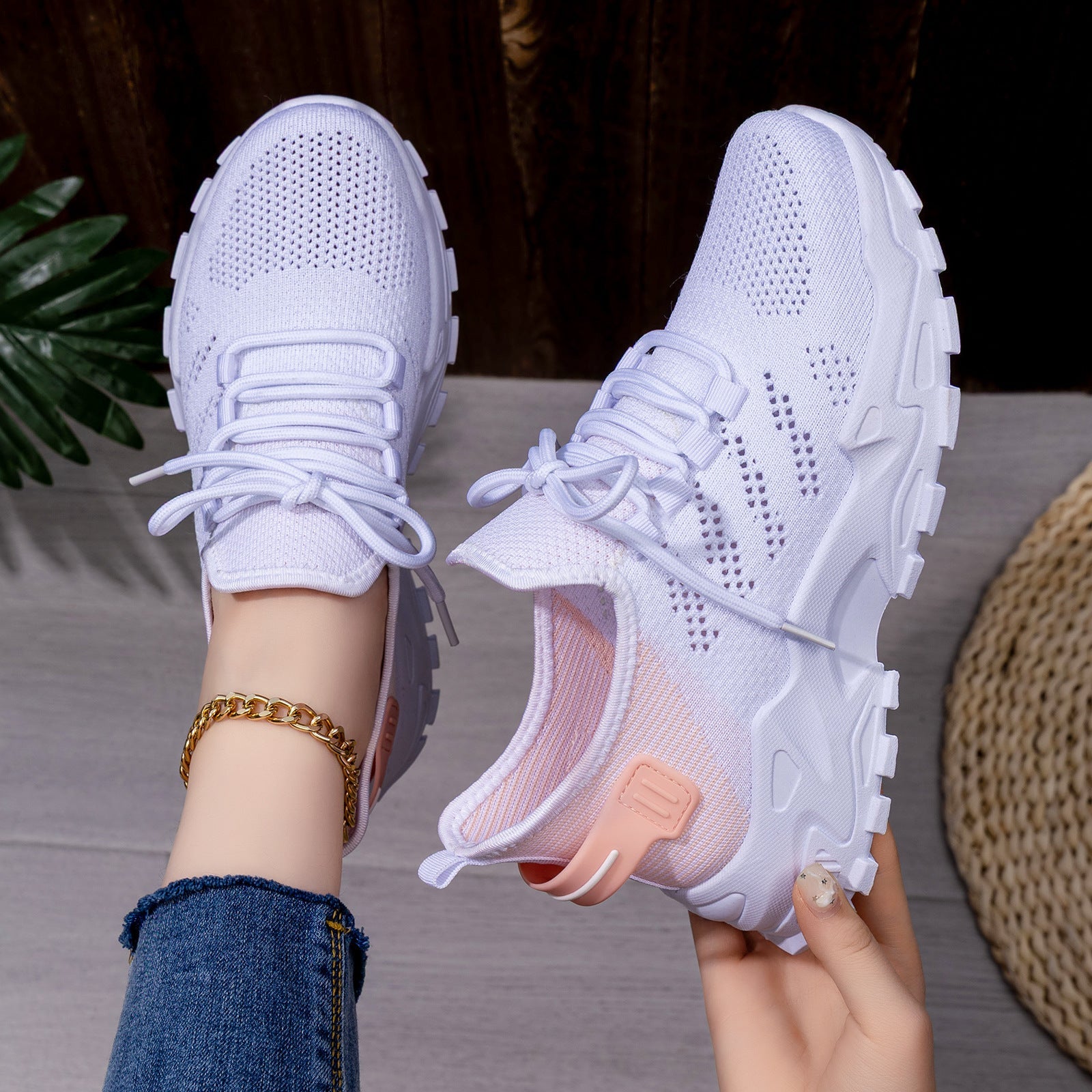 Damen Sneaker mit innovativem atmungsaktiven Design