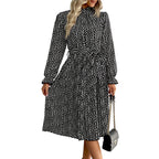 Damen Midi-Kleid mit schlanker Silhouette und verspieltem Bindegürtel R&B