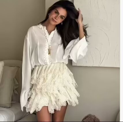 Damen Bluse mit aufregendem Rüschendetail und elegantem Schnitt R&B