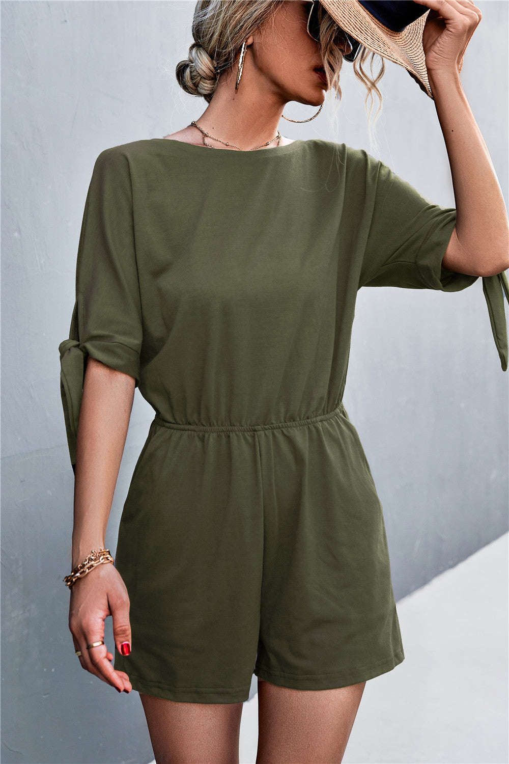 Damen Jumpsuit mit luftiger Passform und modischen Ärmelbändern R&B