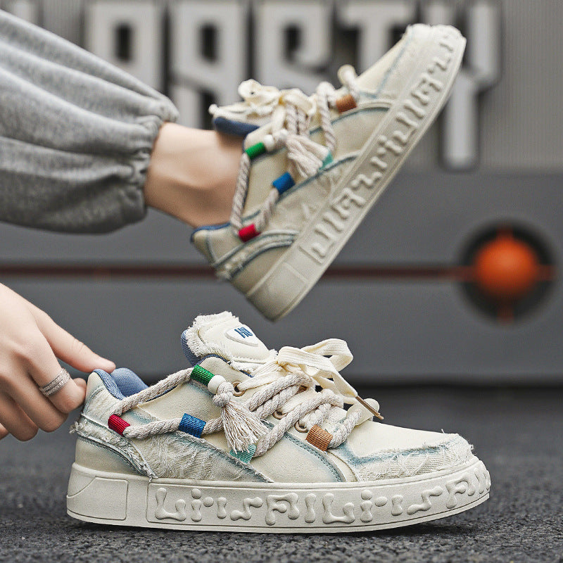 Damen Bequeme Sneaker mit modischem Design und einzigartigen Schnürdetails R&B