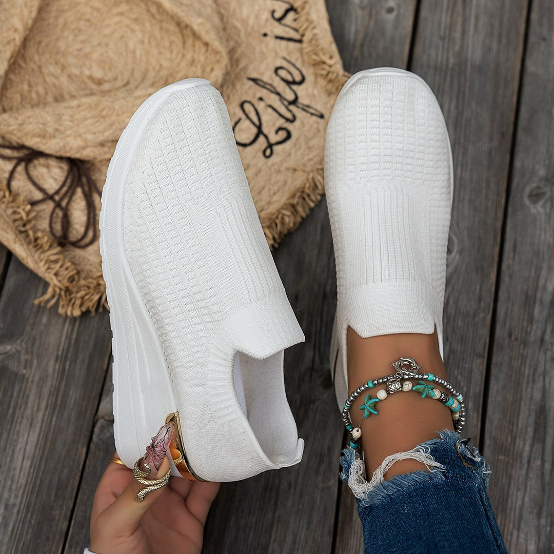 Damen Sportliche Slip-On Sneakers mit elegantem Stretch-Obermaterial R&B