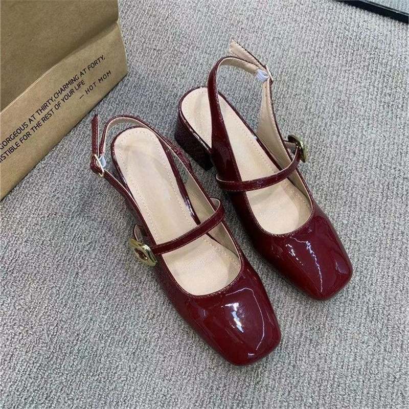 Damen Slingback-Pumps mit breitem Blockabsatz und dekorativem Schnallenakzent R&B
