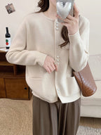Damen Strickjacke mit eleganten Perlenknöpfen R&B