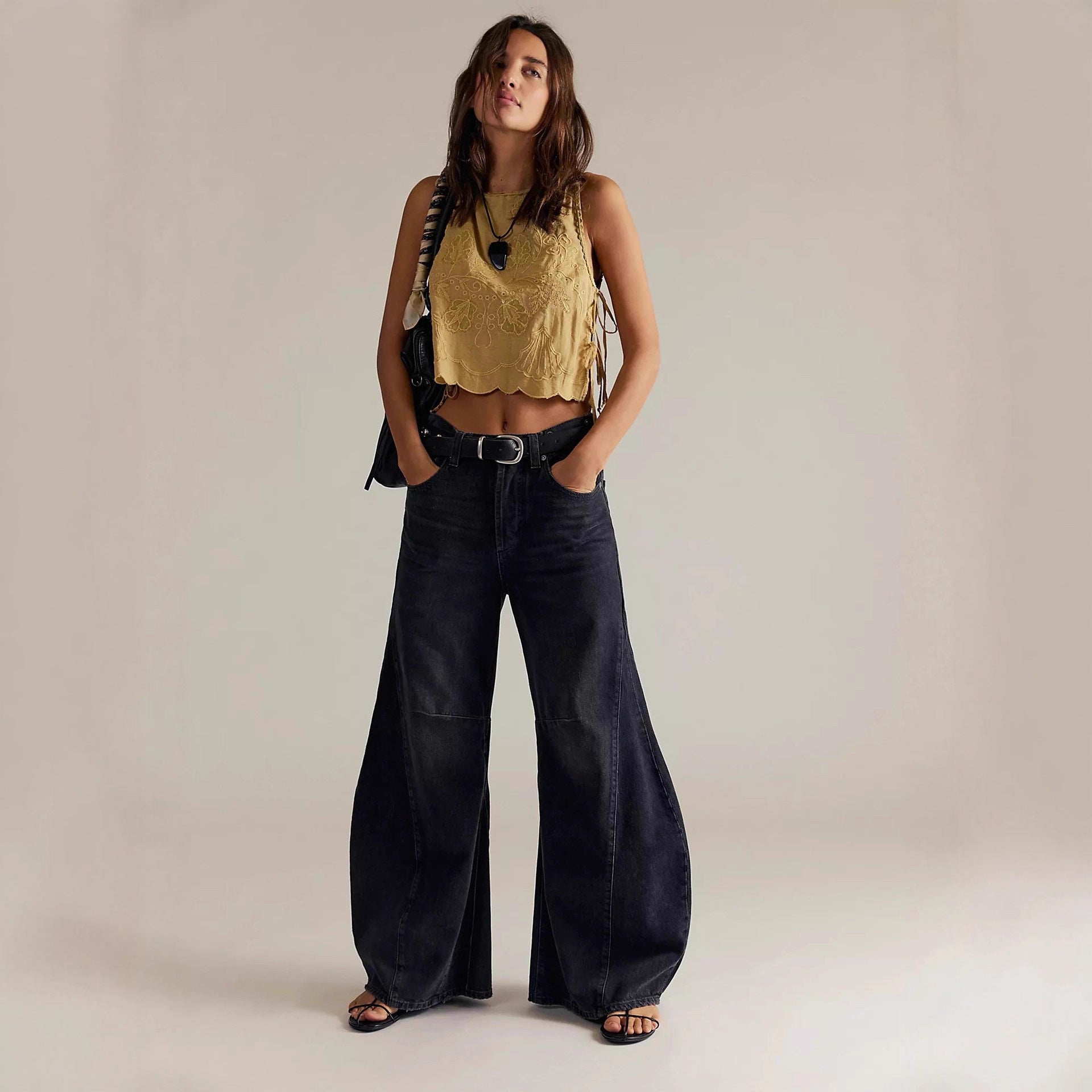 Damen Overdye Jeans mit weitem Schnitt