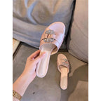 Damen Elegante Mules mit funkelndem Schmuckdetail R&B
