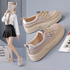 Damen Bequeme Sneakers mit luftigen Mesh-Einsätzen und auffälligem Design R&B
