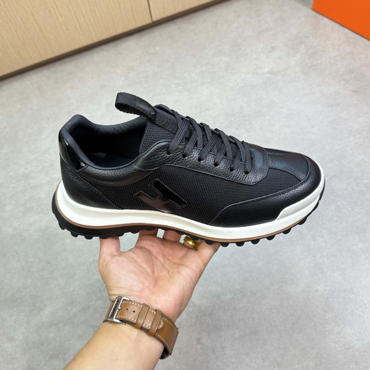 Damen Sportliche Lauf-Sneaker mit atmungsaktiver Mesh-Oberfläche und stoßdämpfendem Profil R&B