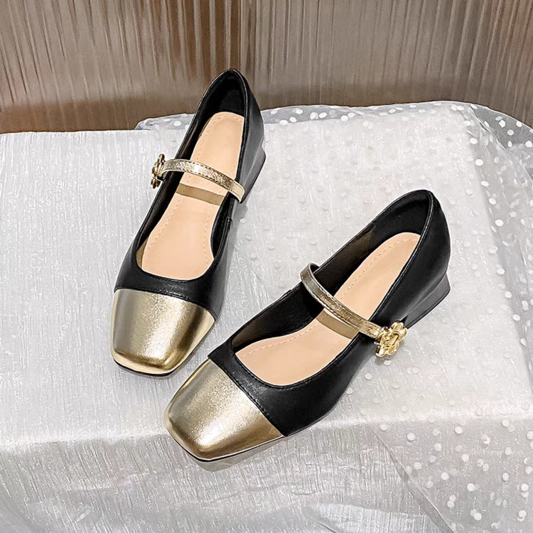 Damen elegante Ballerinas mit geschwungenem Riemen und glänzender Zehenkappe R&B