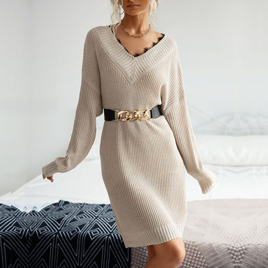 Damen Strickkleid im lässigen Oversized-Stil mit V-Ausschnitt und Rippmuster R&B