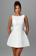 Damen Elegantes skulpturales Minikleid mit Perlenverzierung