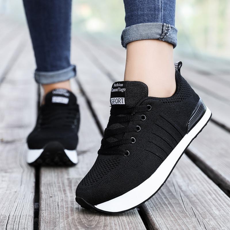 Damen Sportliche Leichtgewicht Sneaker mit atmungsaktiver Mesh-Oberfläche und dämpfendem Fußbett