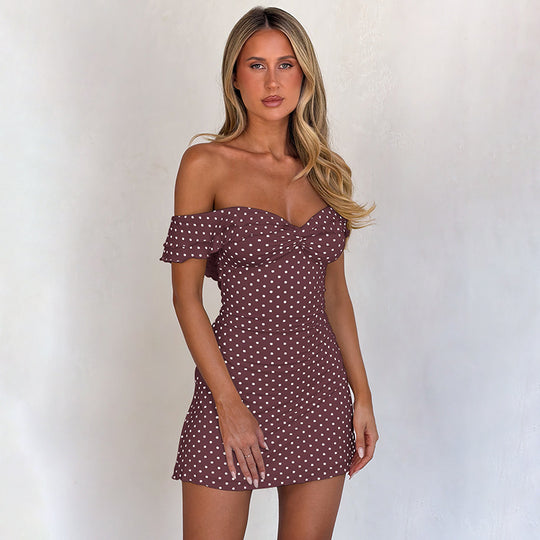 Damen Verspieltes Polka-Dot Cocktailkleid mit Schulterfreiem Design und Rüschendetails R&B