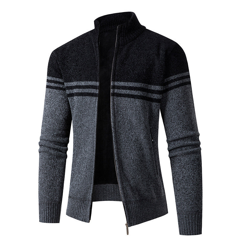 Herren Strickjacke mit modernem Zipper und sportlichem Streifenmuster