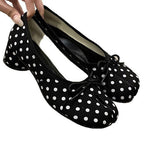 Damen Ballerinas mit einem zierlichen Schleifendesign und elegantem Blockabsatz R&B