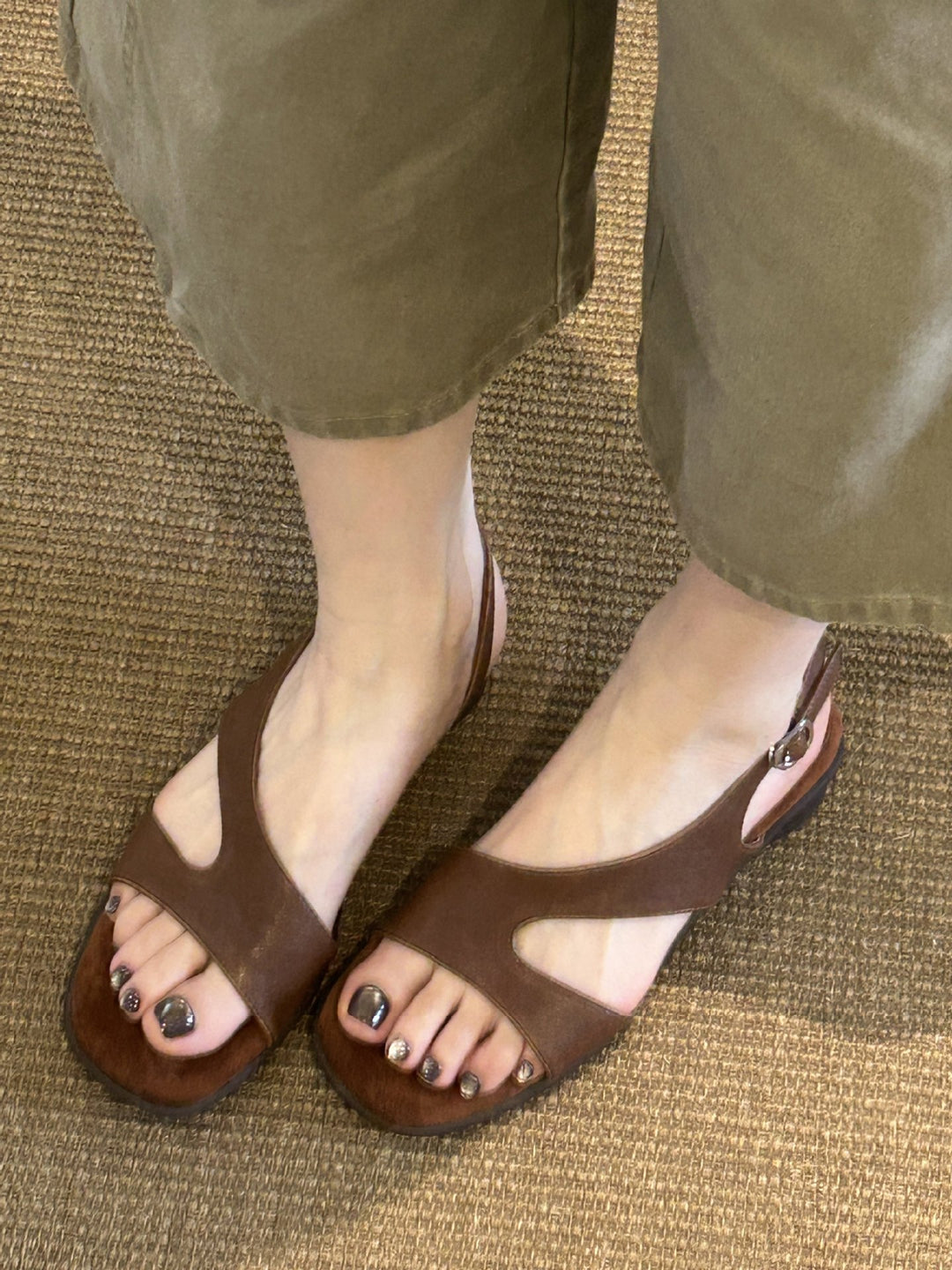 Damen Sandalen mit verstellbarem Riemen und anatomisch geformtem Fußbett R&B