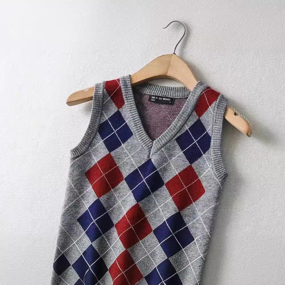 Damen Schickes Strickoberteil mit V-Ausschnitt und Karomuster R&B