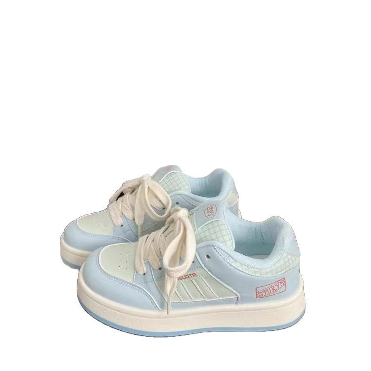 Damen Sportliche Plateau-Sneaker mit ausgeprägtem Schnürsystem und trendigem Design