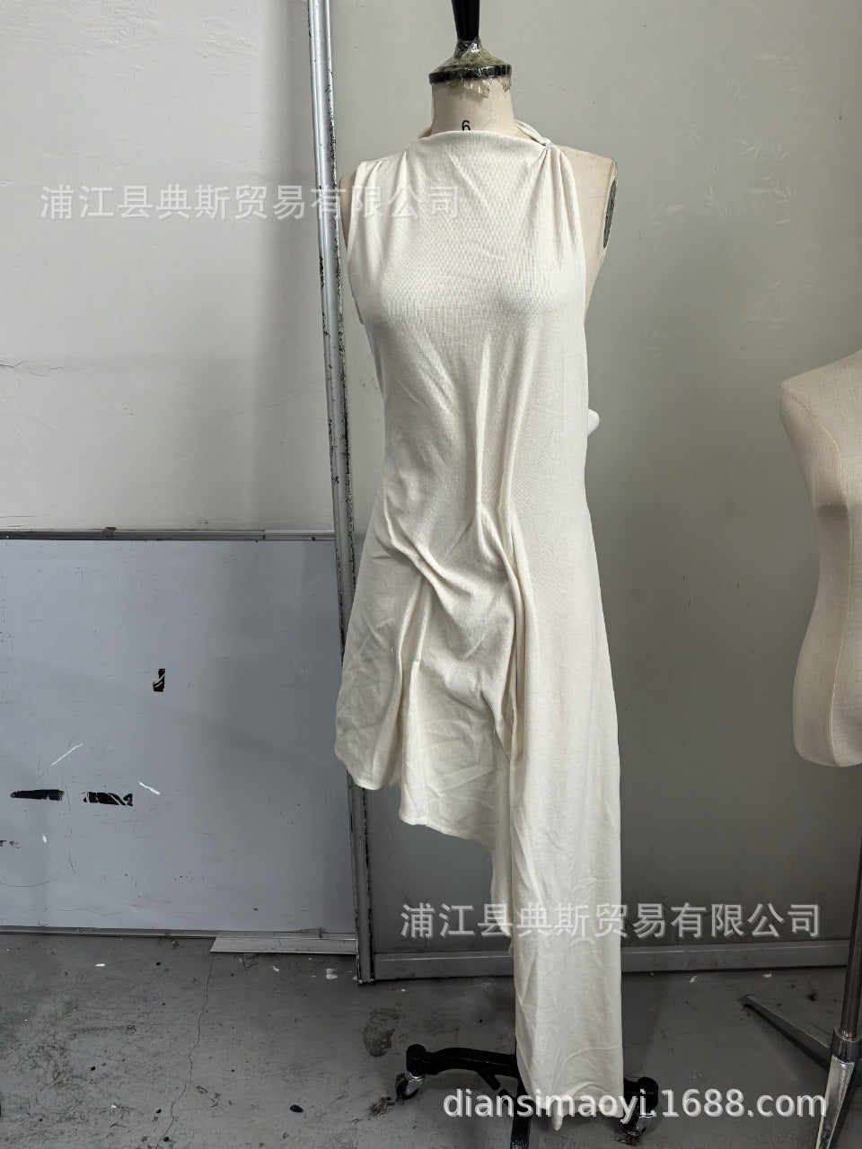 Damen asymmetrisches Freizeitkleid R&B