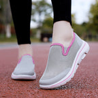 Damen Slip-On Freizeit-Schuhe mit atmungsaktivem Mesh-Obermaterial und flexibler Sohle