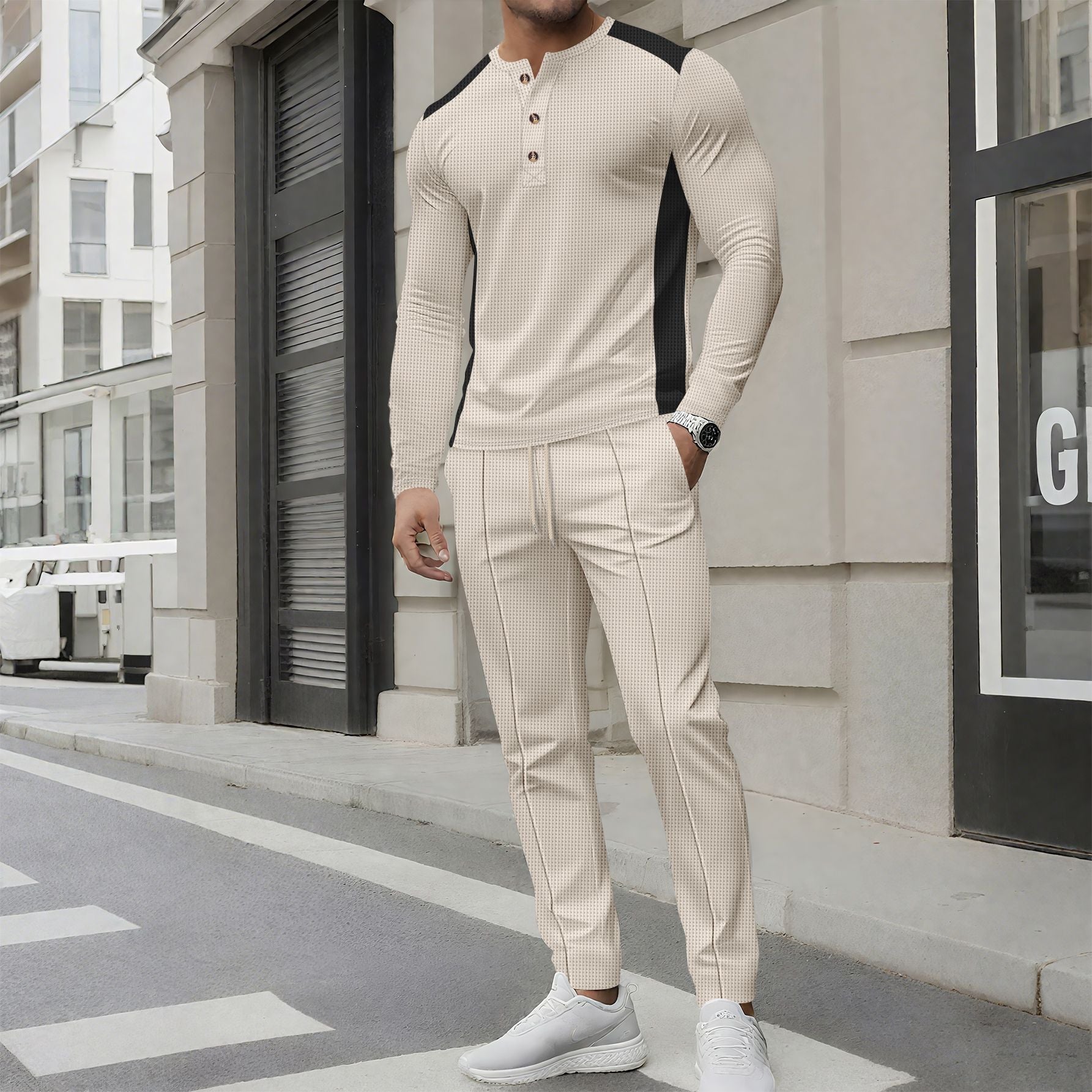 Herren modisches Freizeit-Set mit strukturiertem Langarmshirt und passenden Jogginghosen R&B
