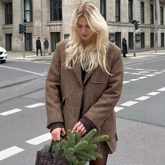 Damen elegante Karoblazer mit modernem Schnitt und praktischen Taschen R&B