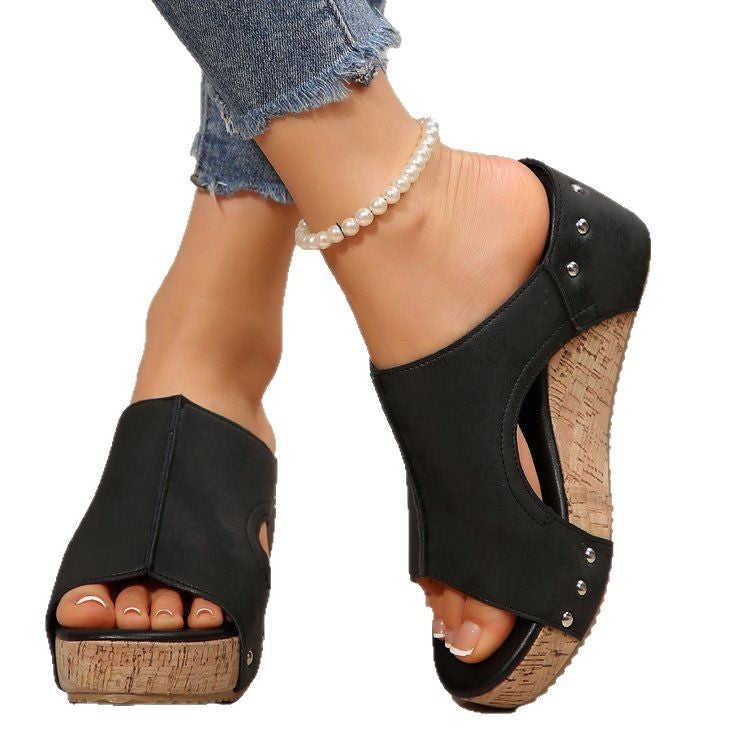 Damen Plateau-Pantoletten mit modischem Cut-Out-Design und rutschfester Korksohle R&B