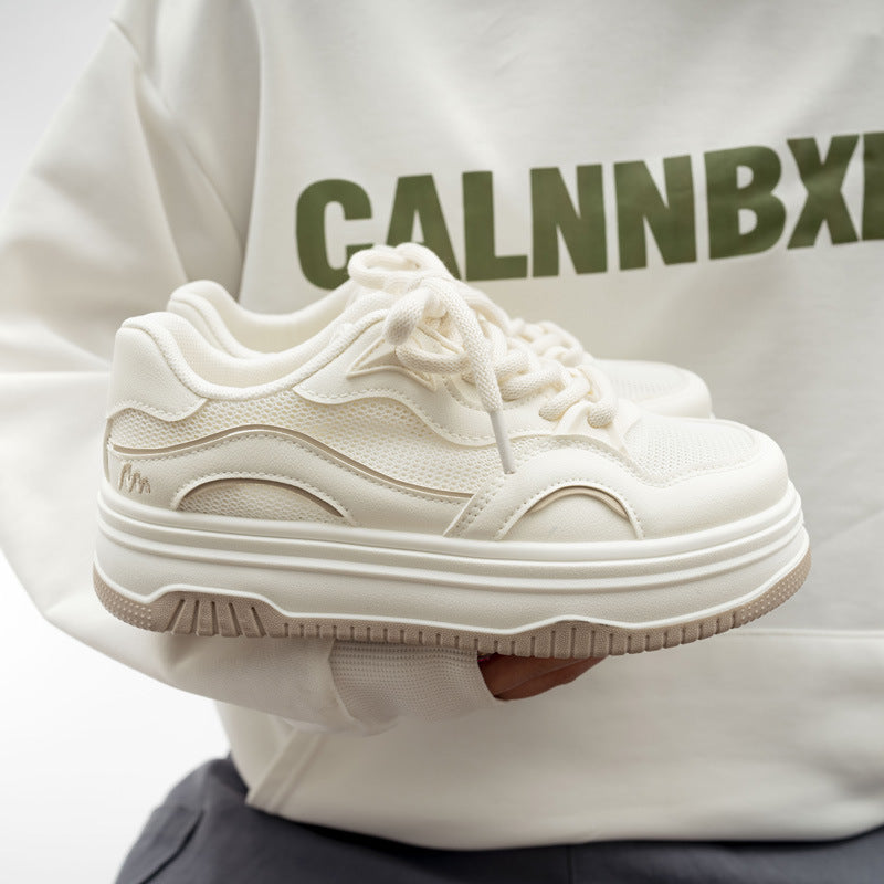 Damen Sneaker mit luftiger Mesh-Oberfläche und stoßdämpfender Sohle