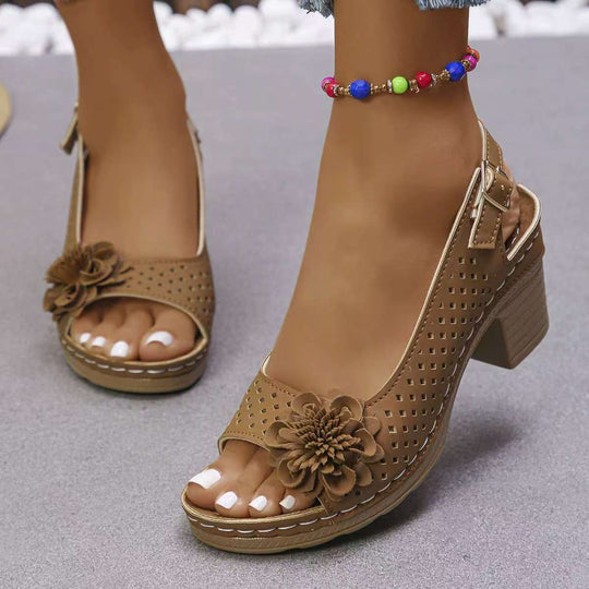 Damen Offene Zehen-Sandalen mit floralem Lochdesign und bequemen Blockabsatz Heidi-Mode