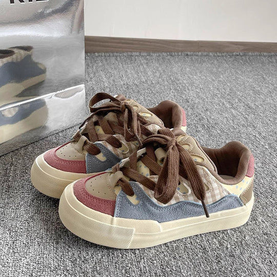Damen Modische Sneaker mit verspieltem Kuhmuster und strapazierfähigem Obermaterial R&B