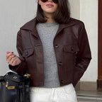 Damen Modische Kunstlederjacke mit cropped Schnitt und funktionellen Taschen R&B