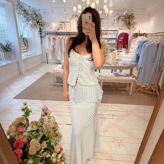 Damen Elegantes Etuikleid mit Rüschen und transparenten Einsätzen R&B