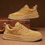 Herren Sneakers von hochwertigem Wildleder mit dämpfender Sohle