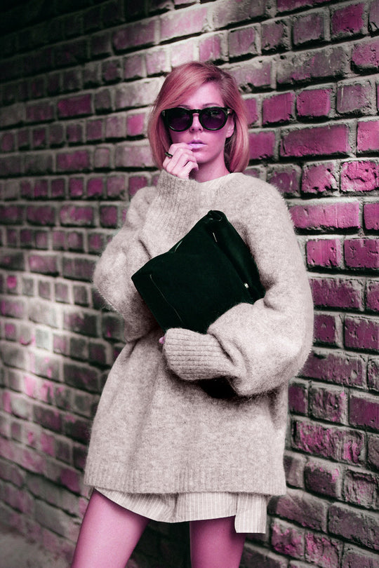 Damen Oversized Strickpullover mit hochabschließendem Kragen und voluminösen Ärmeln R&B