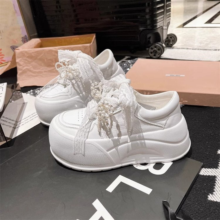 Damen modische Plateau-Sneaker mit dekorativem Schleifendetail und eleganter Schnürung R&B