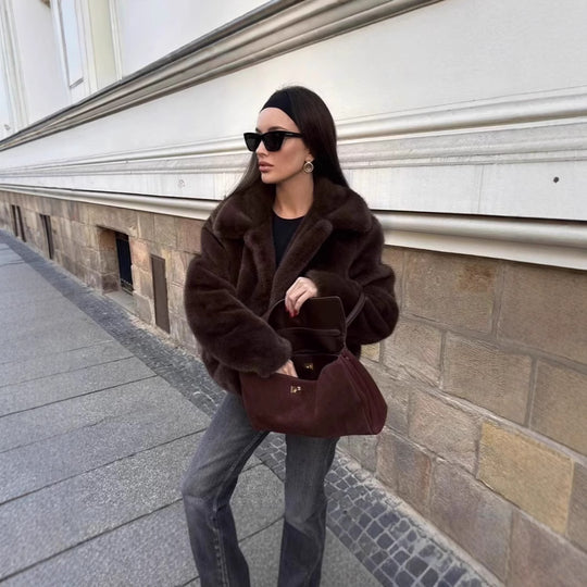 Damen Kurze Kunstfelljacke mit elegantem Kragen und zusätzlichem Komfort R&B