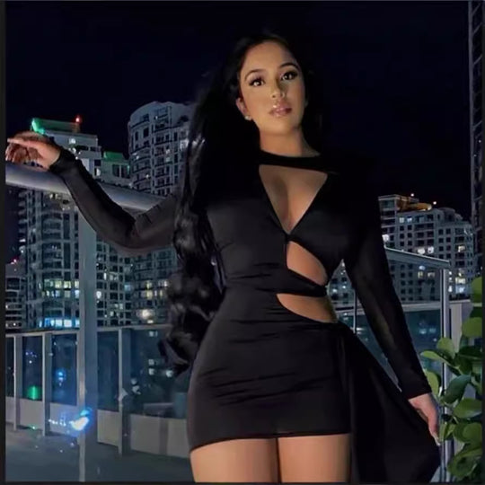 Damen figurbetontes Cocktailkleid mit innovativen Cut-Out-Details R&B